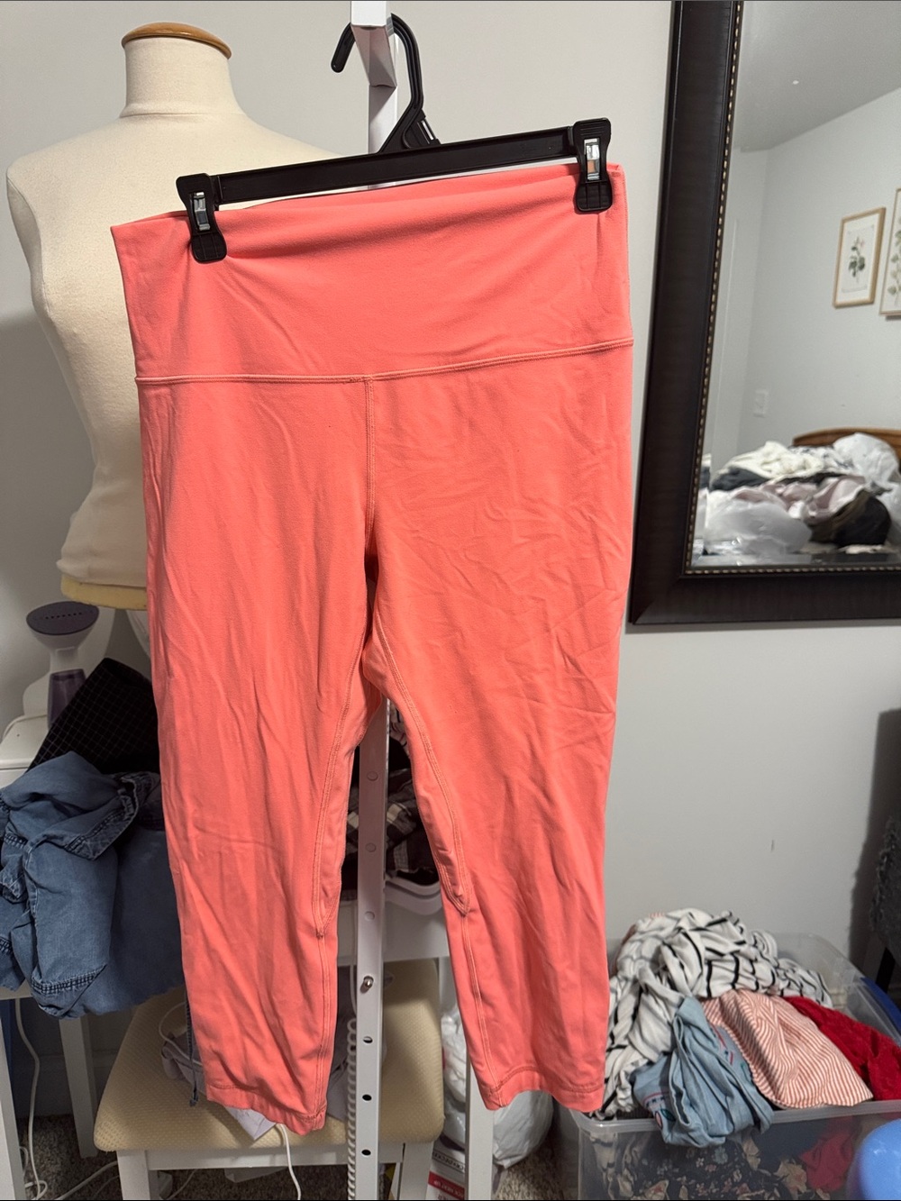 lululemon athletica High-Rise Cropped Leggings - Coral Pink